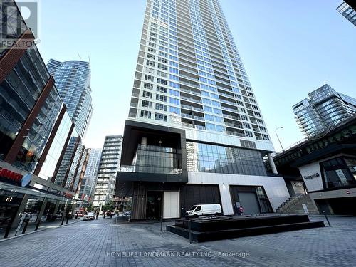 1512 - 19 Bathurst Street, Toronto (Waterfront Communities), ON - Outdoor With Balcony With Facade