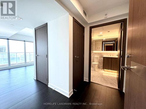 1512 - 19 Bathurst Street, Toronto (Waterfront Communities), ON - Indoor Photo Showing Other Room