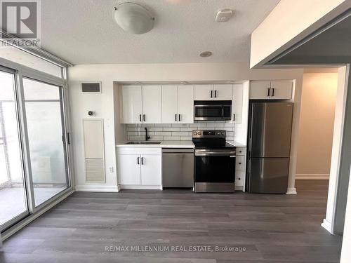 1208 - 8 Telegram Mews, Toronto, ON - Indoor Photo Showing Kitchen