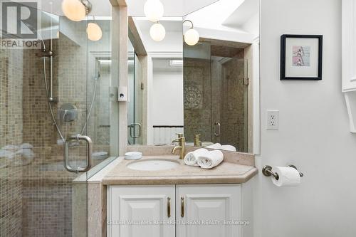 118 Helendale Avenue, Toronto (Yonge-Eglinton), ON - Indoor Photo Showing Bathroom