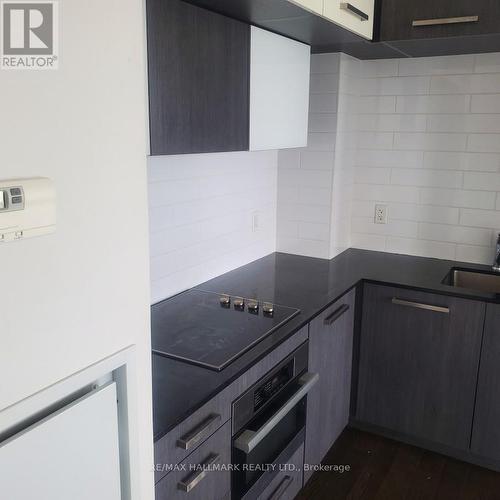 5107 - 8 The Esplanade, Toronto (Waterfront Communities), ON - Indoor Photo Showing Kitchen