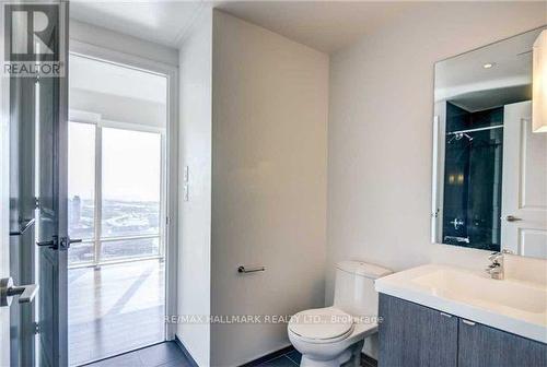 5107 - 8 The Esplanade, Toronto (Waterfront Communities), ON - Indoor Photo Showing Bathroom