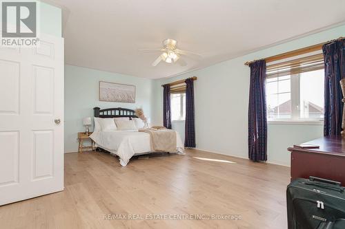 450 Whitby Shores Green Way, Whitby, ON - Indoor Photo Showing Bedroom