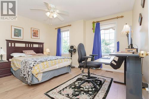 450 Whitby Shores Green Way, Whitby, ON - Indoor Photo Showing Bedroom