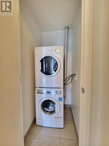 3301 - 36 Park Lawn Road, Toronto, ON - Indoor Photo Showing Laundry Room