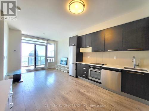 3301 - 36 Park Lawn Road, Toronto, ON - Indoor Photo Showing Kitchen With Stainless Steel Kitchen With Upgraded Kitchen