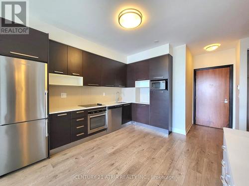 3301 - 36 Park Lawn Road, Toronto, ON - Indoor Photo Showing Kitchen With Stainless Steel Kitchen