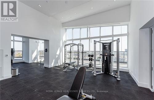 1302 - 297 Oak Walk Drive, Oakville, ON - Indoor Photo Showing Gym Room