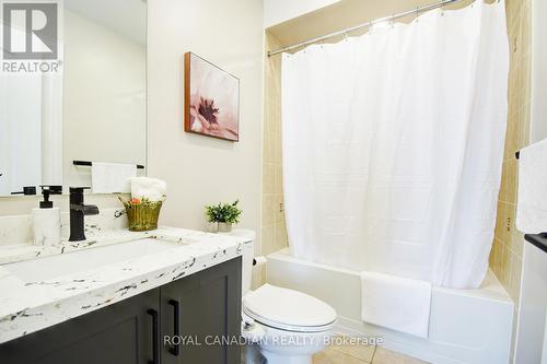 56 Stephanie Avenue, Brampton, ON - Indoor Photo Showing Bathroom