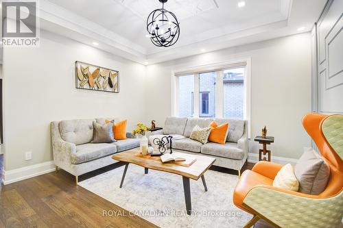 56 Stephanie Avenue, Brampton, ON - Indoor Photo Showing Living Room