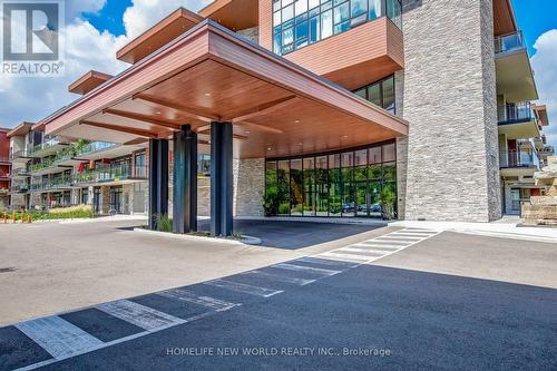 Gr17 - 1575 Lakeshore Road W, Mississauga, ON - Outdoor