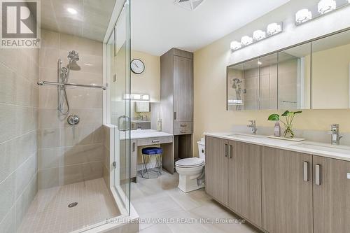 Gr17 - 1575 Lakeshore Road W, Mississauga, ON - Indoor Photo Showing Bathroom