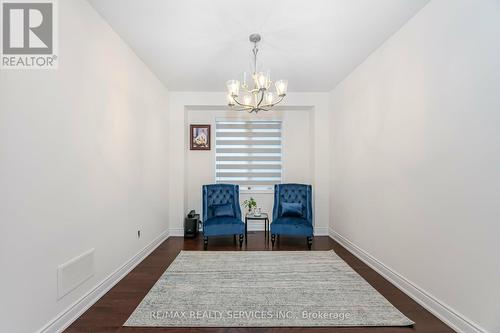 36 Lowell Crescent, Brampton, ON - Indoor