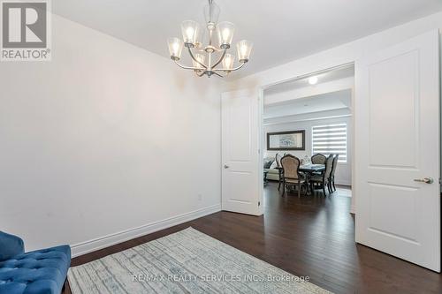 36 Lowell Crescent, Brampton, ON - Indoor