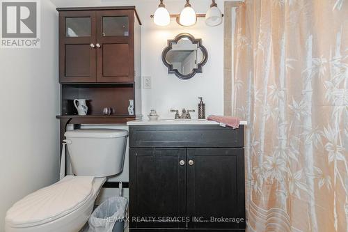 16 Montrose Place, Brampton, ON - Indoor Photo Showing Bathroom