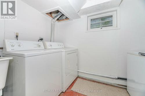 16 Montrose Place, Brampton, ON - Indoor Photo Showing Laundry Room