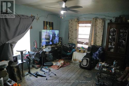 284 Rogers Street, Peterborough (Ashburnham), ON - Indoor Photo Showing Garage