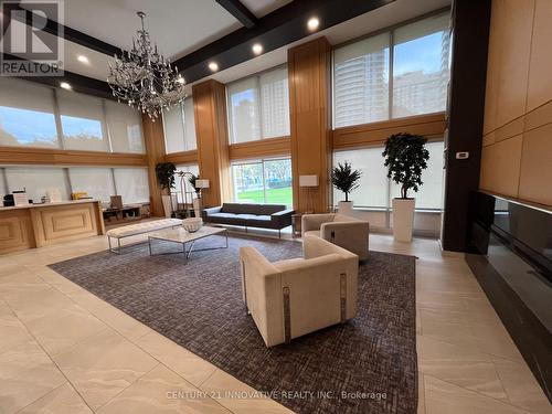 1811 - 3590 Kaneff Crescent, Mississauga, ON - Indoor