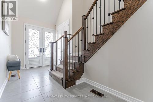 220 Learmont Avenue, Caledon, ON - Indoor Photo Showing Other Room