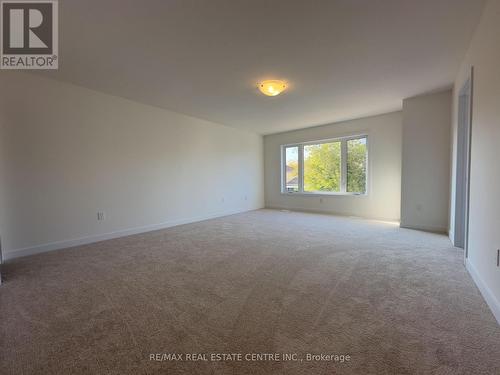 60 Moss Drive, Cambridge, ON - Indoor Photo Showing Other Room