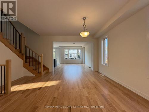 60 Moss Drive, Cambridge, ON - Indoor Photo Showing Other Room