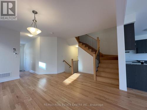 60 Moss Drive, Cambridge, ON - Indoor Photo Showing Other Room