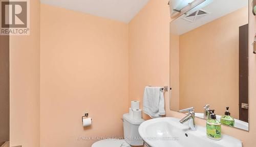 Ph14 - 1060 Sheppard Avenue W, Toronto, ON - Indoor Photo Showing Bathroom