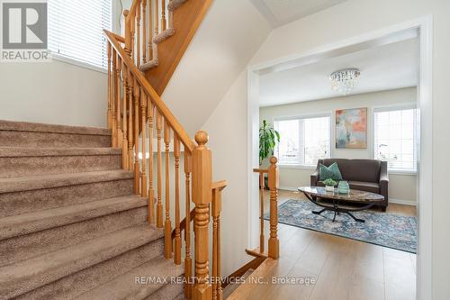 39 Vanhorne Close, Brampton, ON - Indoor Photo Showing Other Room