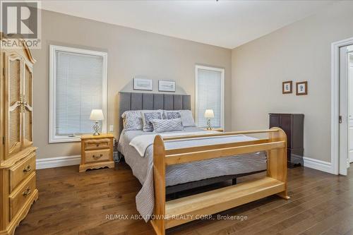 298 River Side Drive, Oakville, ON - Indoor Photo Showing Bedroom