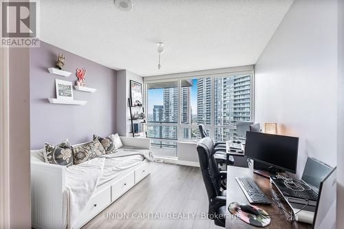 2704 - 2230 Lake Shore Boulevard W, Toronto, ON - Indoor Photo Showing Office