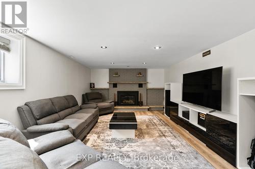 21 Logan Street, St. Catharines, ON - Indoor Photo Showing Living Room With Fireplace