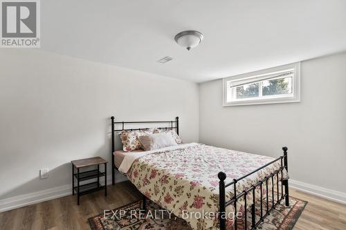 21 Logan Street, St. Catharines, ON - Indoor Photo Showing Bedroom