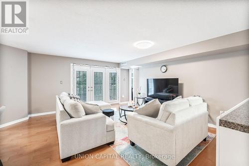 F304 - 216 Plains Road W, Burlington, ON - Indoor Photo Showing Living Room