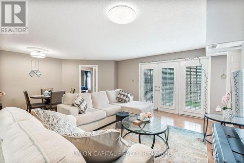 F304 - 216 Plains Road W, Burlington, ON - Indoor Photo Showing Living Room