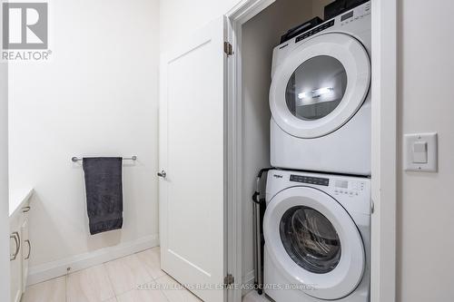 109 - 30 Hamilton Street S, Hamilton, ON - Indoor Photo Showing Laundry Room