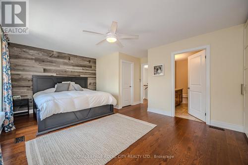 90 Cardigan Street, Guelph, ON - Indoor Photo Showing Bedroom