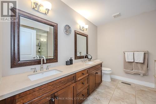 90 Cardigan Street, Guelph, ON - Indoor Photo Showing Bathroom