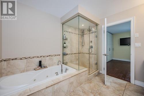 90 Cardigan Street, Guelph, ON - Indoor Photo Showing Bathroom