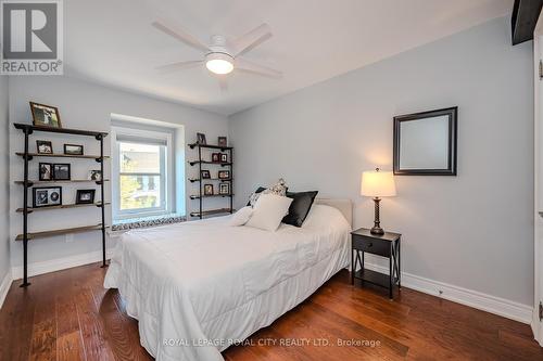 90 Cardigan Street, Guelph, ON - Indoor Photo Showing Bedroom