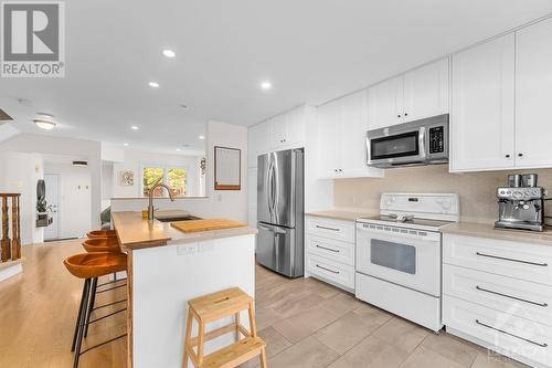 74 Trump Avenue, Ottawa, ON - Indoor Photo Showing Kitchen