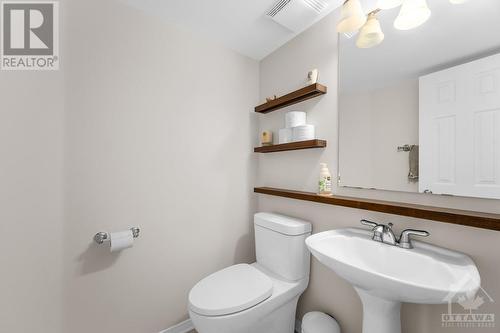 74 Trump Avenue, Ottawa, ON - Indoor Photo Showing Bathroom