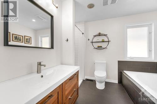 74 Trump Avenue, Ottawa, ON - Indoor Photo Showing Bathroom