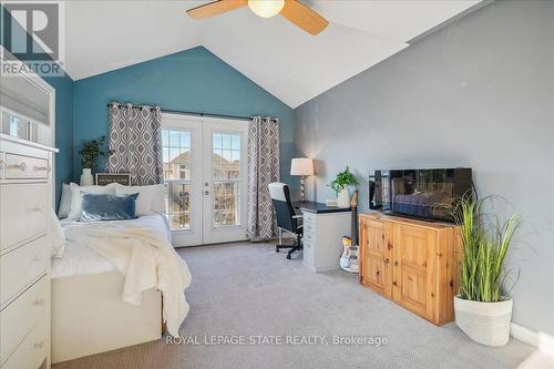 4 Cardiff Lane, Hamilton (Winona Park), ON - Indoor Photo Showing Bedroom