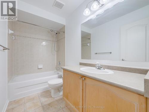 2077 Glenhampton Road, Oakville (West Oak Trails), ON - Indoor Photo Showing Bathroom