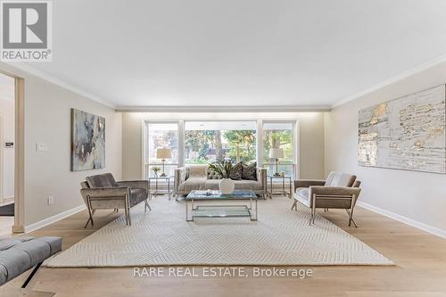 20 Madoc Drive, Toronto, ON - Indoor Photo Showing Living Room