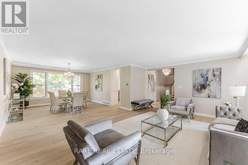 20 Madoc Drive, Toronto, ON - Indoor Photo Showing Living Room