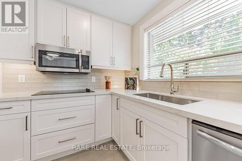 20 Madoc Drive, Toronto, ON - Indoor Photo Showing Kitchen