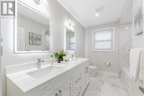 20 Madoc Drive, Toronto, ON - Indoor Photo Showing Bathroom