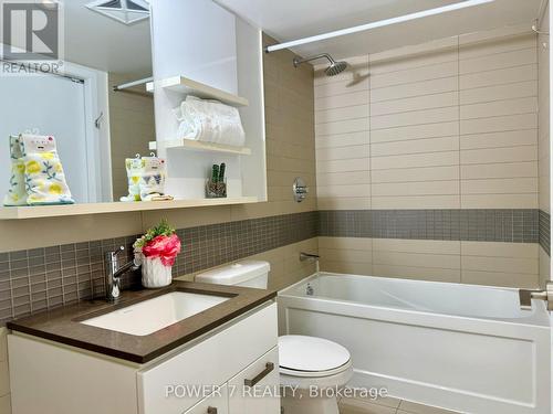 503 - 295 Adelaide Street W, Toronto (Waterfront Communities), ON - Indoor Photo Showing Bathroom