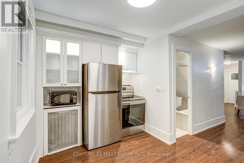 593 Vaughan Road, Toronto (Oakwood Village), ON - Indoor Photo Showing Kitchen